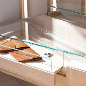 display-glass display-glass