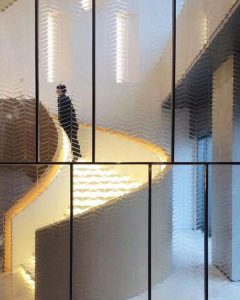 fused-glass-partition