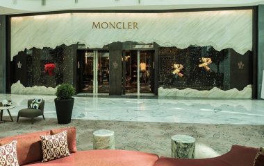 GLass shop window for Moncler shop in Dubai Mall