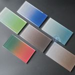 decorative-mesh-laminated-glass-with-gradient-colors-GreArt-Glass